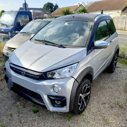 Véhicule sans permis occasion Aixam crossover gris anthracite