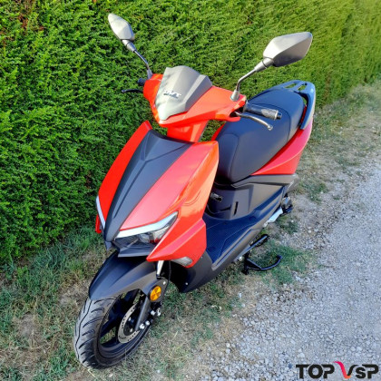 Scooter TNT Motor Dixon rouge brillant 12 pouces 50 cc