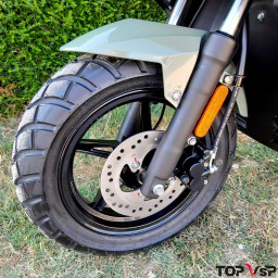 Scooter pour enfant dès 14 ans Tnt Motor Escape Baroudeur 4 temps 50 cc