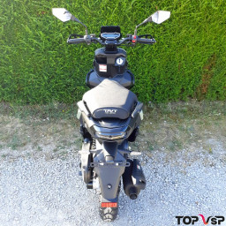 Scooter Tnt Motor haut de gamme Escape Baroudeur vert sauge 12 pouces