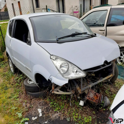 Aixam Roadline bleu clair voiture sans permis 500 euros sans carte grise