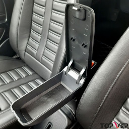 Accoudoir rabattable avec vide-poche de voiture Casalini 550