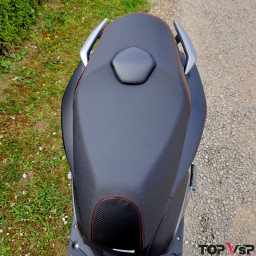 Magasin vente de scooter neuf Tnt Motor Streetmax noir brillant