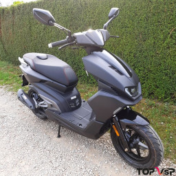 Le plus beau scooter TNT Motor Streetmax full black