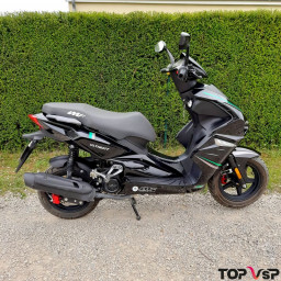 Distributeur scooter d'occasion Imf Industrie Ultimatt 50 cc 4 temps