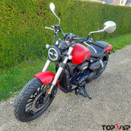 Moto Archive Black Pearl 125 cc rouge bordeaux mat