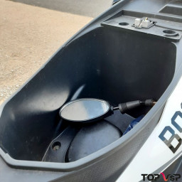 Coffre sous selle de scooter d'occasion Tnt motor Boston 50 cc