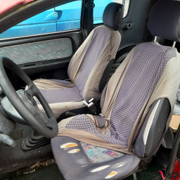 Casse voiture sans permis pièces détachées Aixam minivan