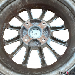 Occasion jante 14 pouces avec pneu 155/65 pièces voiturette sans permis Casalini