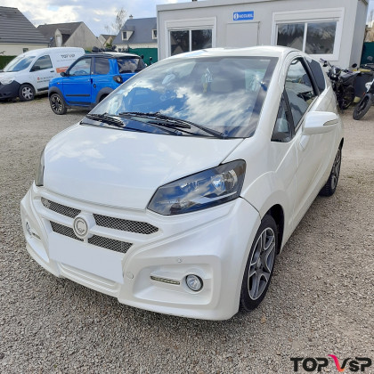 Casalini M14 blanc métallisé avec climatisation d'occasion