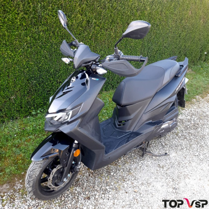 Scooter Sym Jet 4 RX 50 cc noir d'occasion