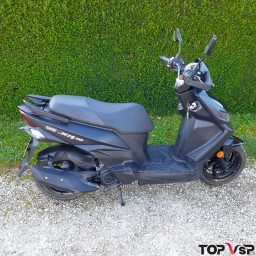 Achat scooter d'occasion en ligne Sym Jet 4 RX 50 cc noir 4 temps