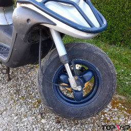 Roue avant de scooter d'occasion Peugeot Trekker 2 temps