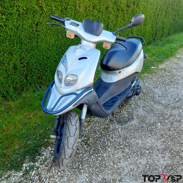 Scooter Peugeot Trekker 2T 50 cc gris d'occasion