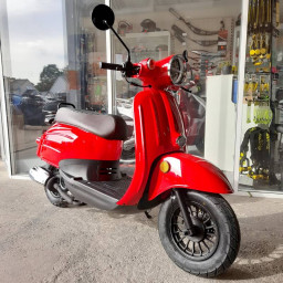 Scooter neuf Naxos rouge Imf 50 cc