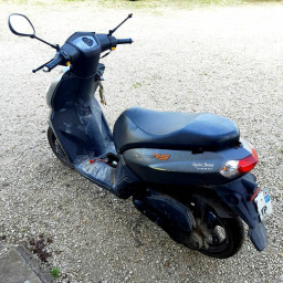 Scooter 50 cc Peugeot kisbee rs