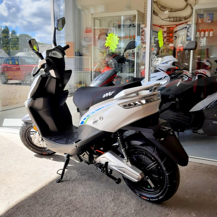 Magasin scooter électrique IMF ENew Pach à OrléansTrainou TOP VSP
